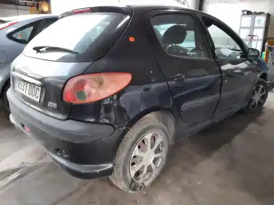 Vehículo de desguace peugeot                                            206 berlina                                                                                                                                                                                                                                                1.4i 75 x-line                                                                                                                                                                                                                                             del año 2001 con motor kfw