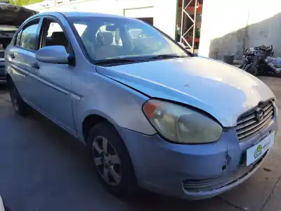 Veículo de Sucata hyundai accent (mc) gl crdi do ano 2001 alimentado d4fa