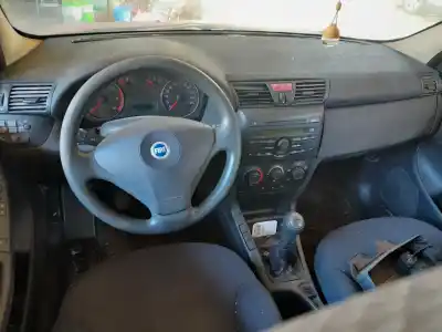 Veículo de Sucata fiat stilo (192) 1.9 jtd cat do ano 2003 alimentado 192a1000