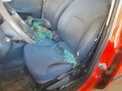 Veículo de Sucata fiat stilo (192) 1.9 jtd cat do ano 2003 alimentado 192a1000