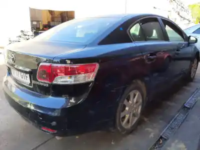 Veículo de Sucata TOYOTA AVENSIS (T27) Advance do ano 2010 alimentado 2ADFTV