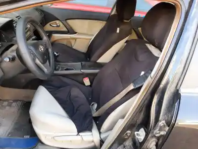 Veículo de Sucata toyota avensis (t27) advance do ano 2010 alimentado 2adftv