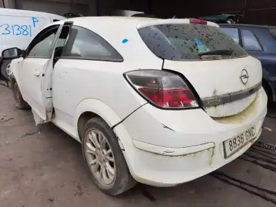 Veículo de Sucata opel astra gtc enjoy do ano 2009 alimentado a17dtj