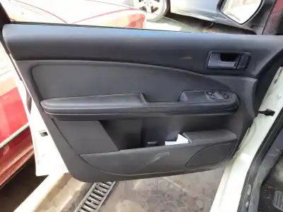 Здавання транспортного засобу ford focus c-max (cap) ambiente (d) року 2006 потужний kkda