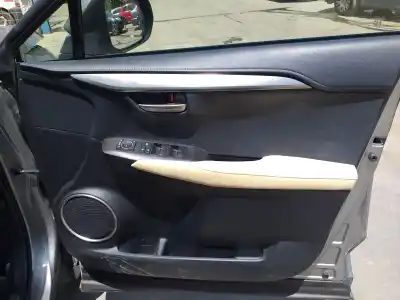 Veicolo di demolizione lexus nx (az10) 300h 2wd 155 cv / 114 kw dell'anno 2017 alimentato 2arfxe