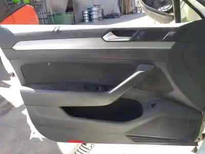 Veicolo di demolizione volkswagen passat b8 (3g2, cb2) 1.6 tdi dell'anno 2015 alimentato dcx