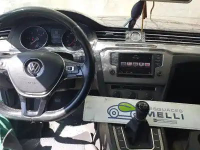 Véhicule à la ferraille volkswagen                                         passat berlina (3g2)                                                                                                                                                                                                                                       dcx                                                                                                                                                                                                                                                        de l'année 2015 alimenté dcx