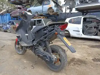 Veículo de Sucata yamaha aerox 50 aerox r do ano 2001 alimentado 