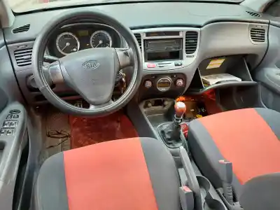 Veículo de Sucata kia rio 1.5 crdi ex2 do ano 2006 alimentado d4fa