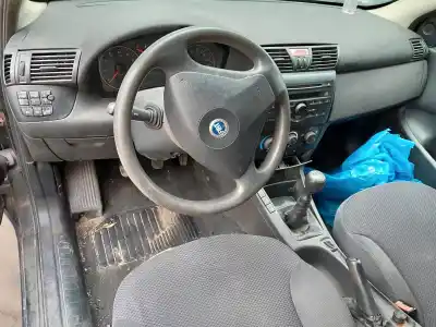 Veicolo di demolizione fiat stilo (192) 1.2 16v dell'anno 2001 alimentato 188a5000