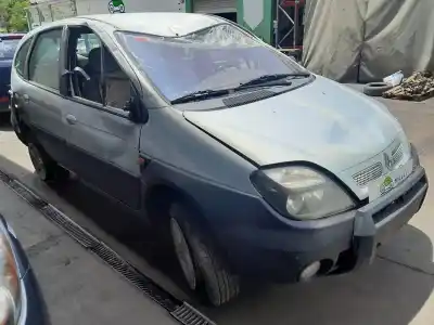Здавання транспортного засобу renault scenic rx4 (ja0) 1.9 dci salomon року 2001 потужний f9q