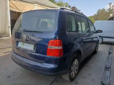 Scrapping Vehicle volkswagen touran van (1t1, 1t2) fsi of the year 2004 powered bag