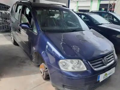 Scrapping Vehicle volkswagen touran van (1t1, 1t2) fsi of the year 2004 powered bag