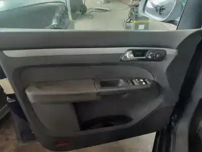 Scrapping Vehicle volkswagen touran van (1t1, 1t2) fsi of the year 2004 powered bag