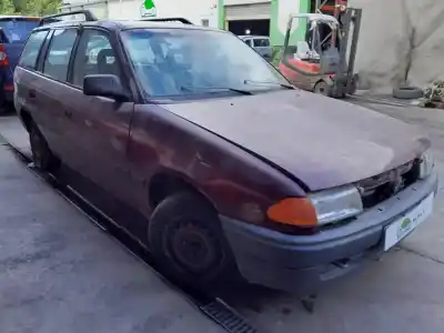 Здавання транспортного засобу opel astra f caravan gl року 1994 потужний 