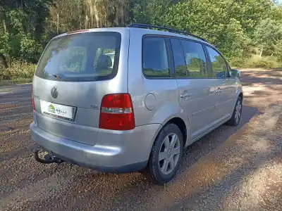 Veículo de Sucata volkswagen touran van (1t1, 1t2) 1.9 tdi do ano 2006 alimentado bkc