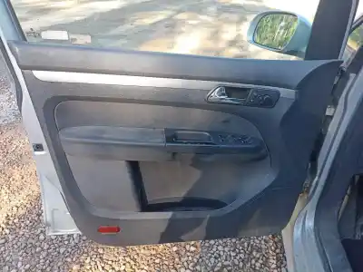 Veículo de Sucata volkswagen touran van (1t1, 1t2) 1.9 tdi do ano 2006 alimentado bkc