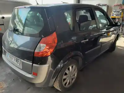 Veículo de Sucata renault scenic ii grand dynamique do ano 2001 alimentado k4m766