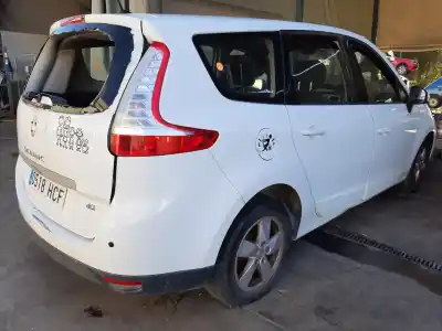 Verschrottungsfahrzeug renault scénic iii (jz0/1_) 1.9 dci (jz0j, jz1j, jz1k, jz1s) des jahres 2011 angetrieben f9q870