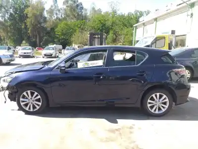 Sloopvoertuig LEXUS CT (ZWA10_) 200H (ZWA10_) van het jaar 2017 aangedreven 2ZRFXE
