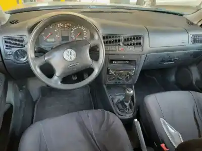 Здавання транспортного засобу volkswagen golf iv variant (1j5) spirit року 2004 потужний atd