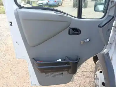 Scrapping Vehicle renault mascott ka 130.35/55 base 125 cv / 92 kw of the year 2001 powered sofim 8140.43s