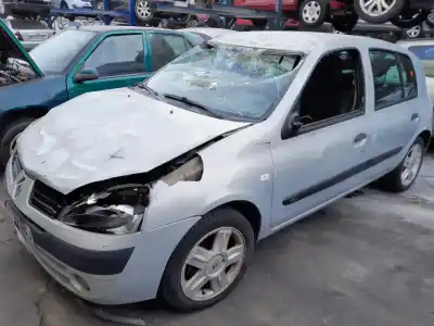 Scrapping Vehicle renault clio ii fase ii (b/cb0) confort dynamique of the year 2004 powered d4f