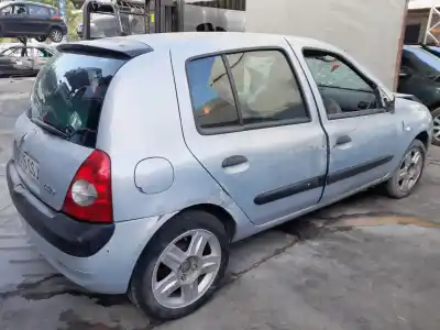 Scrapping Vehicle renault clio ii fase ii (b/cb0) confort dynamique of the year 2004 powered d4f