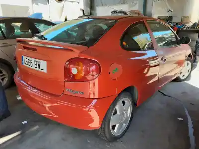 Scrapping Vehicle RENAULT MEGANE I COUPE FASE 2 1.4 16V of the year 2002 powered K4J750