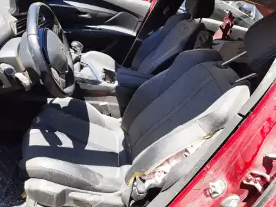 Veicolo di demolizione peugeot 5008 allure dell'anno 2022 alimentato hn05