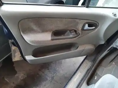 Scrapping Vehicle renault scenic (ja..) 1.9 dci authentique of the year 2002 powered f9q