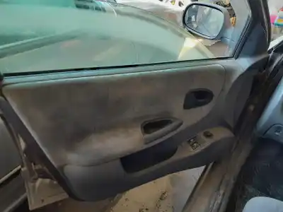 Здавання транспортного засобу renault megane i scenic (ja0) 1.6 16v kaleido 107 cv / 79 kw року 1999 потужний k4m