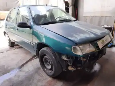 Veículo de Sucata citroen saxo 1.5 diesel do ano 1997 alimentado vjz