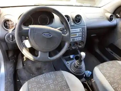 Veículo de Sucata ford fiesta (cbk) ambiente do ano 2005 alimentado f6ja