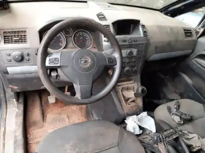 Scrapping Vehicle opel zafira b enjoy of the year 2006 powered z19dt