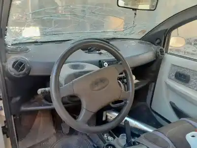 Scrapping Vehicle microcar virgo 14 cv / 10 kw of the year 2001 powered ldw502/m3