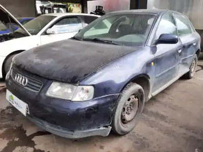 Veículo de Sucata audi a3 (8l1) 1.6 do ano 2000 alimentado akl