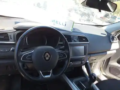 Veículo de Sucata renault kadjar zen 110 cv / 81 kw do ano 2016 alimentado k9k646