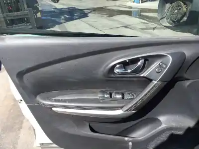 Veículo de Sucata renault kadjar zen 110 cv / 81 kw do ano 2016 alimentado k9k646