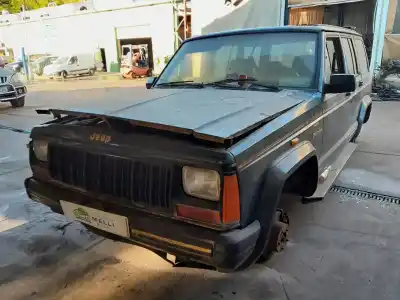 Scrapping Vehicle jeep cherokee (xj) 4.0 of the year 2001 powered l