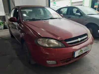 Sloopvoertuig chevrolet lacetti sx van het jaar 2001 aangedreven z20sd