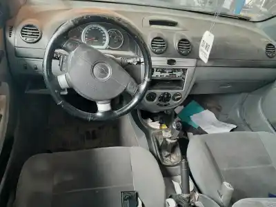 Sloopvoertuig chevrolet lacetti sx van het jaar 2001 aangedreven z20sd