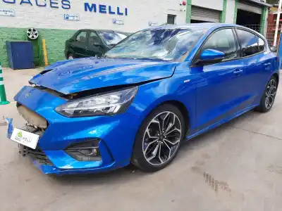 Scrapping Vehicle ford focus st-line of the year 2001 powered b7da