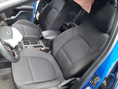 Scrapping Vehicle ford focus st-line of the year 2001 powered b7da