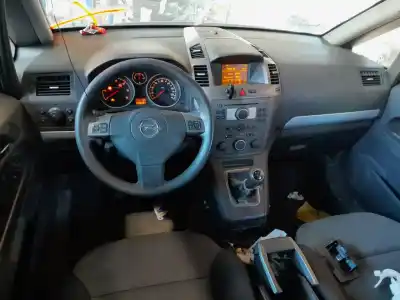 Vehicul casat opel zafira b enjoy al anului 2023 alimentat z19dt