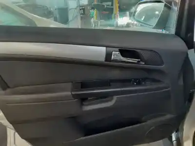 Vehicul casat opel zafira b enjoy al anului 2023 alimentat z19dt