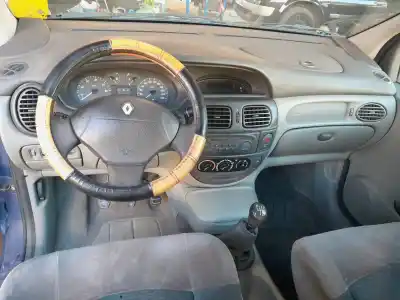 Здавання транспортного засобу renault scenic (ja..) 1.4 16v authentique року 2003 потужний k4j750