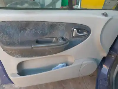 Здавання транспортного засобу renault scenic (ja..) 1.4 16v authentique року 2003 потужний k4j750