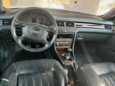 Veículo de Sucata audi a6 berlina (4b2) 2.5 v6 24v tdi do ano 2001 alimentado akn