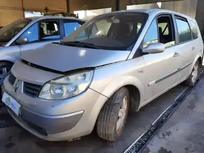 Vehicul casat RENAULT SCENIC II 1.5 dCi Diesel al anului 2005 alimentat K9K728